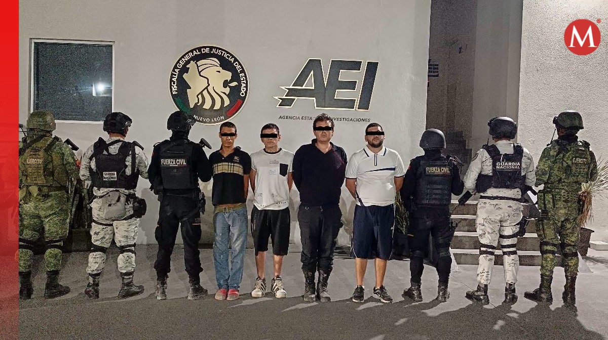 Hombres son detenidos en Allende.Foto: Especial