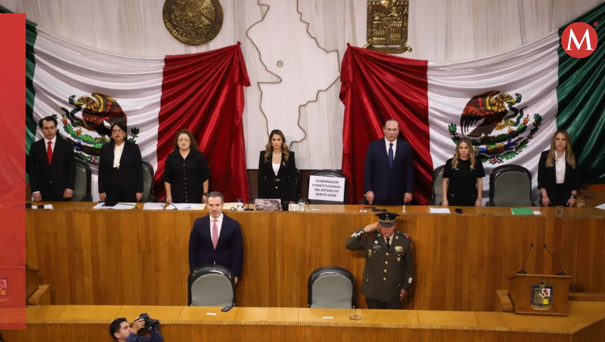 Congreso de Nuevo León durante sesión por Tercer Informe de Labores. Luis Guerra