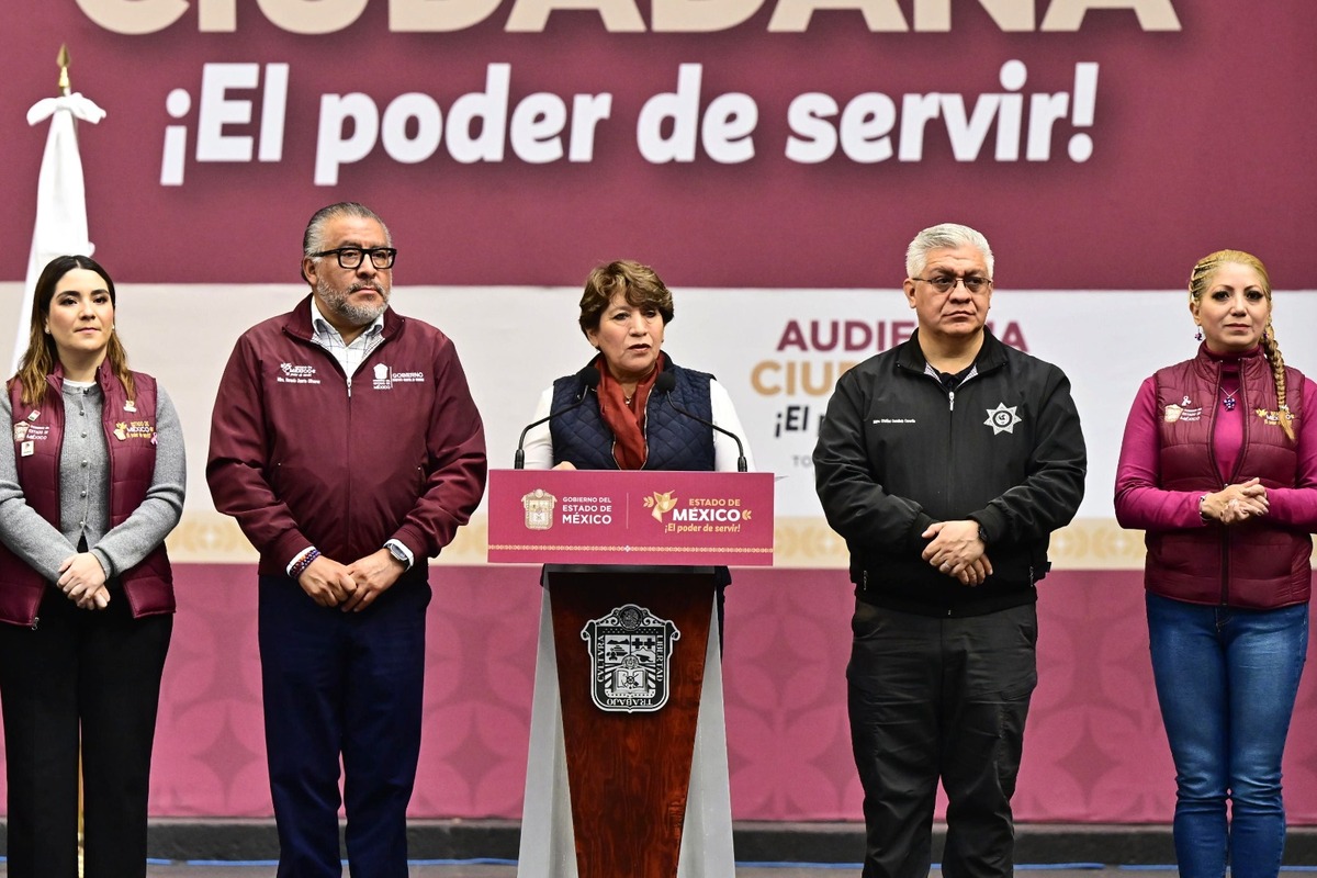 Delfina Gómez y Gabinete estatal en la Tercera Audiencia Ciudadana (foto: especial)