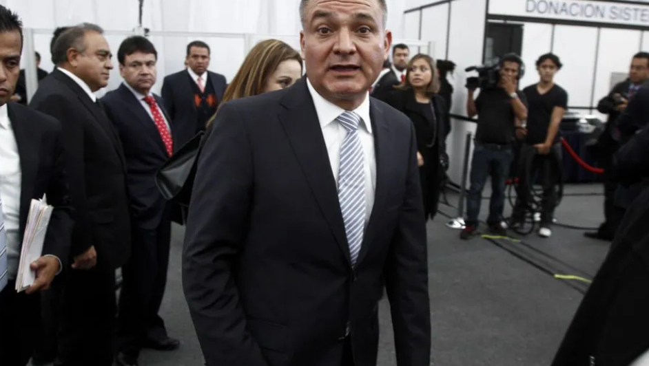 El juez Brian Cogan permitió que García Luna vistiera traje en su audiencia de sentencia