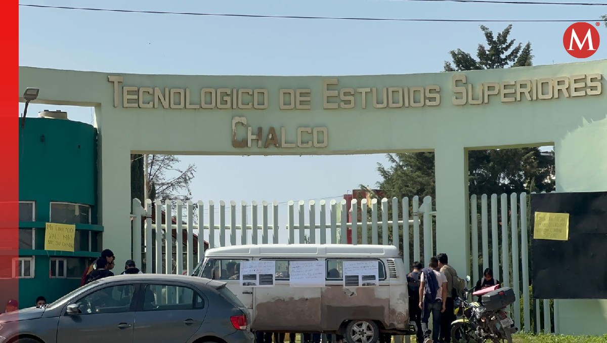 Alumnos de TESCHA se fueron a paro por los asaltos que sufren afuera de la escuela. Foto: (Especial)