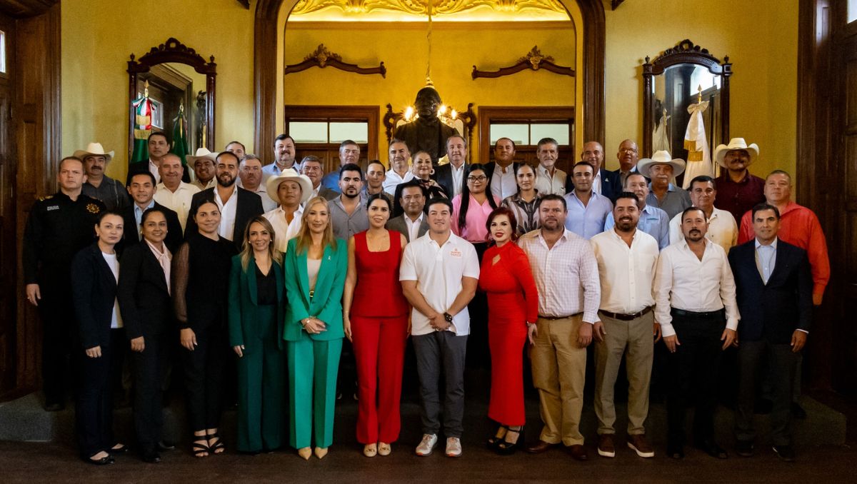 Los ediles de la zona rural nuevoleonesa hicieron quórum ayer en Palacio de Gobierno | Especial