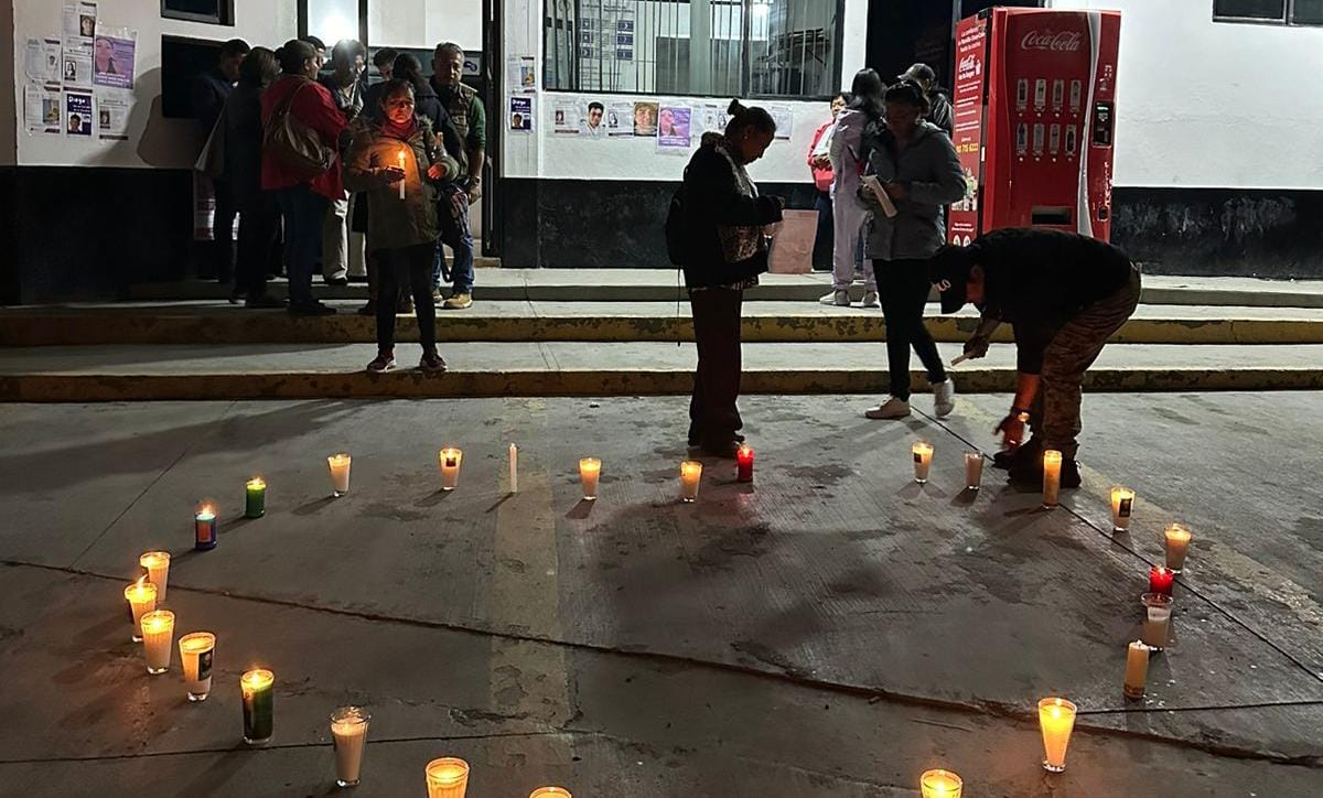 Familiares de Alejandro se solidarizan por quienes siguen buscando a sus desaparecidos. (Francisco Villeda)
