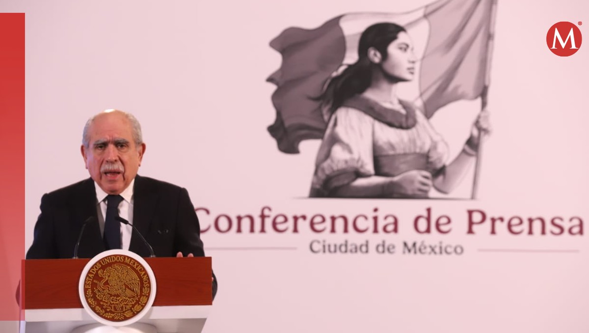 Pablo Gómez en La Mañanera del Pueblo hoy 18 de octubre | Fotos: Jesús Quintanar