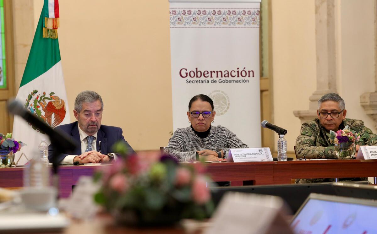 Segob, SRE y fuerzas armadasse juntan para revisar política migratoria | Foto: especial
