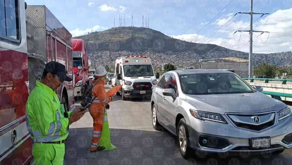 Accidente en la Autopista Naucalpan-Ecatepec deja tres heridos y un fallecido. Especial