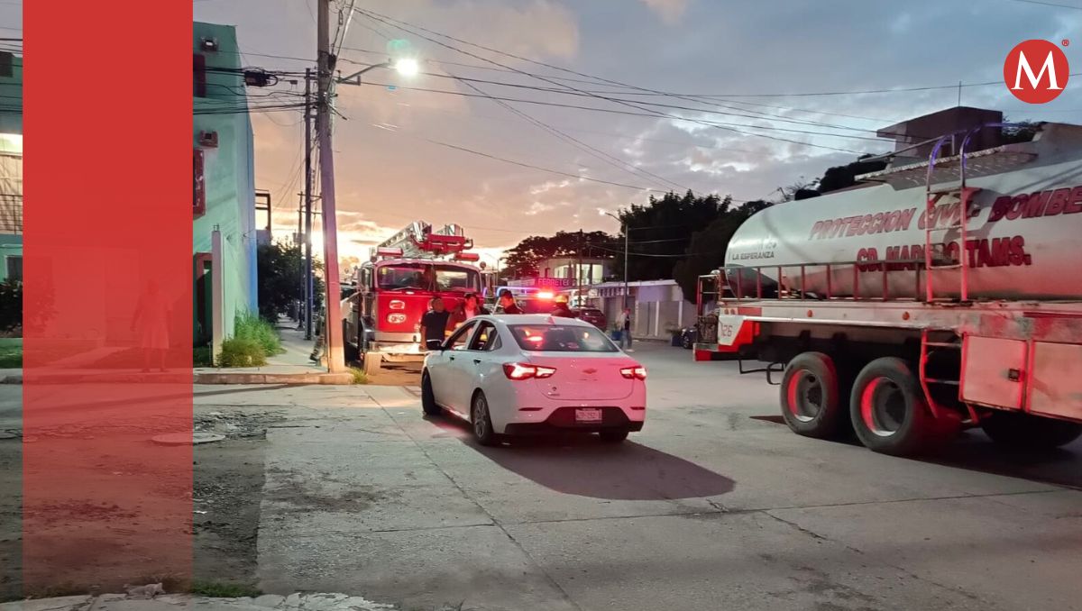 Al sitio arribaron elementos voluntarios del sur de Tamaulipas, bomberos de Tampico y de Madero. (Jaime Maya)