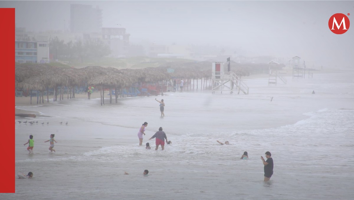Bandera negra en playa Miramar. (Yazmín Sánchez)