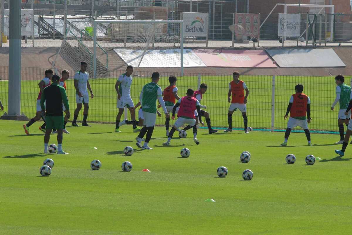 El conjunto lagunero regresó a la Comarca la misma noche del sábado tras el partido frente al América.| Roberto Amaya
