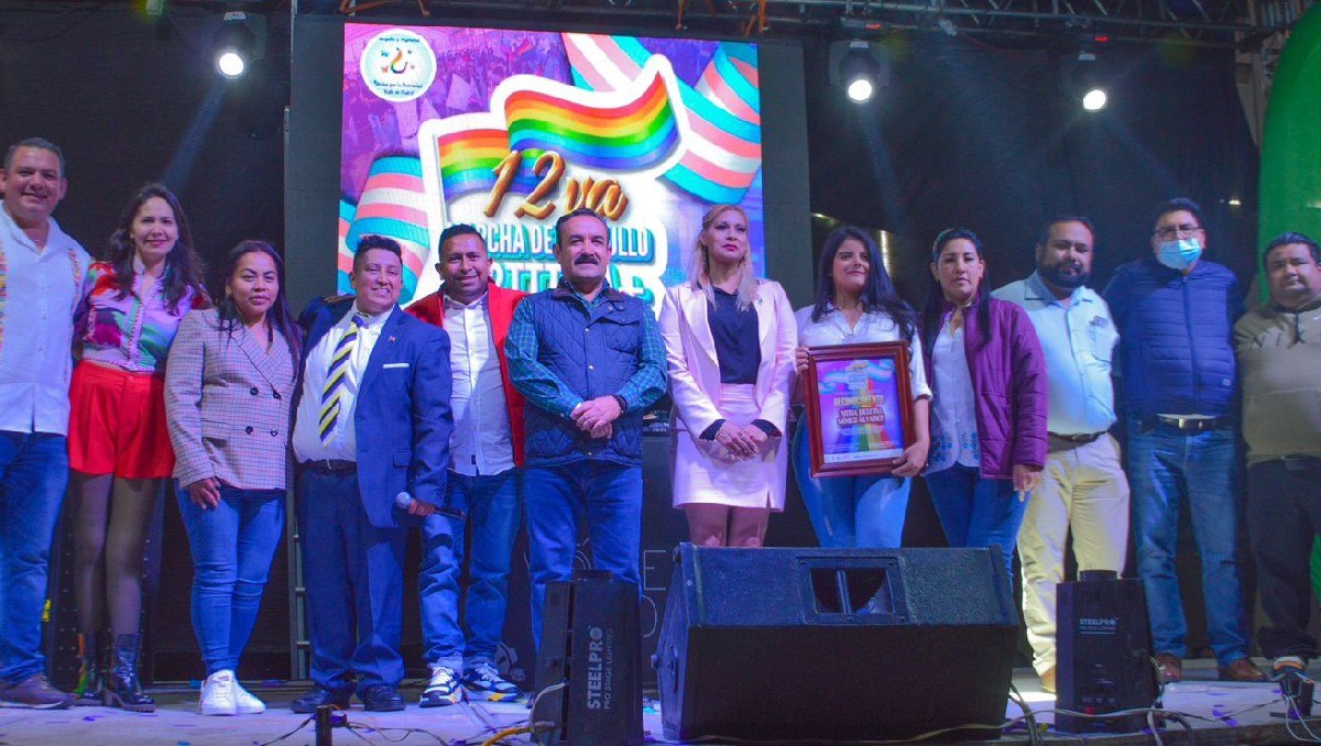 A la marcha LGBT de Valle de Chalco asistieron funcionarios y activistas. Foto: (Especial)