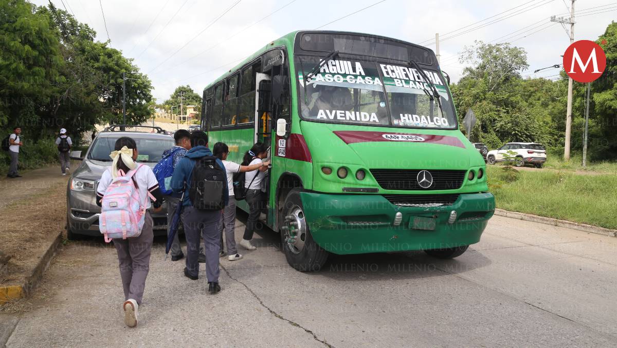 Transporte público en Tampico, ruta Águila Echeverría. (Yazmín Sánchez)