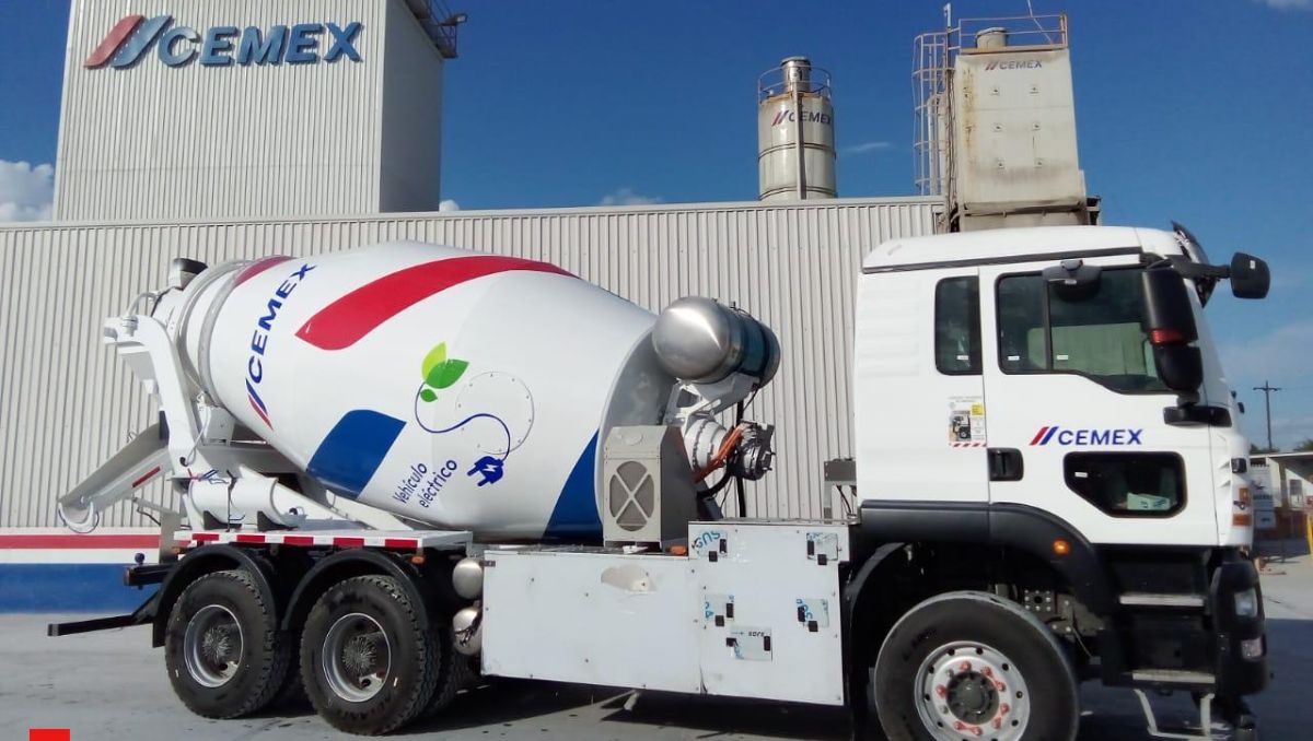 Avanza Cemex en su plan de reducir emisiones con camiones revolvedores eléctricos | Especial