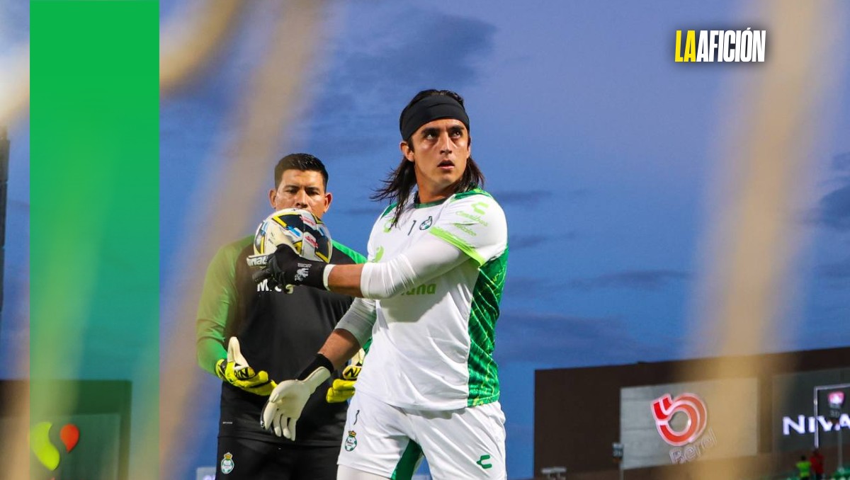 Carlos Acevedo capitán de Santos Laguna (Archivo)