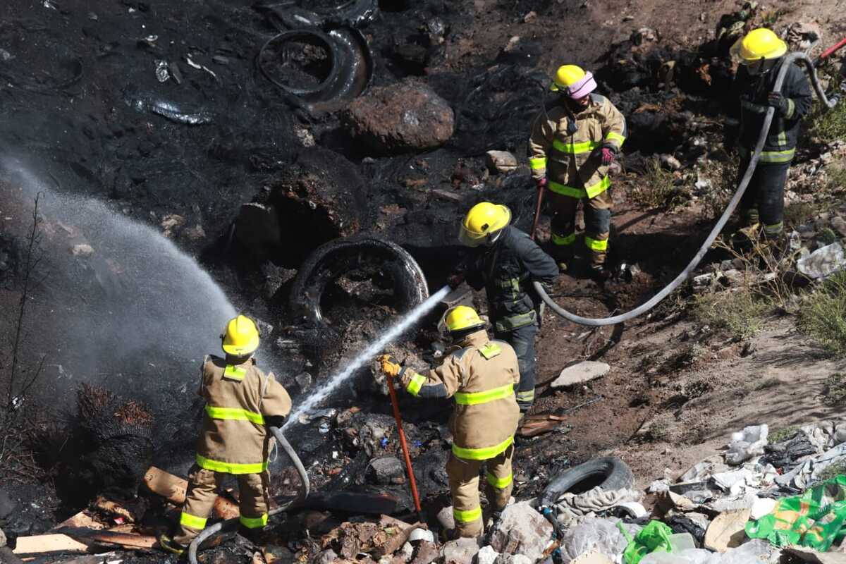 Incendio en basurero en La Loma. (Jorge Sánchez)