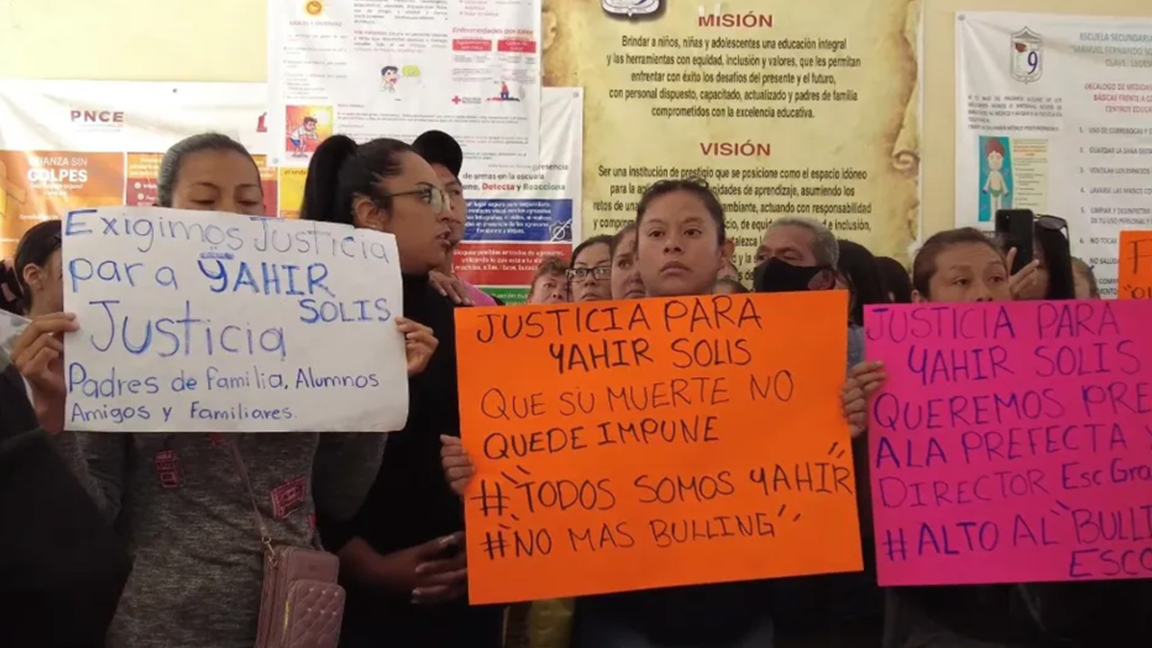 Reprograman juicio contra prefecta acusada por acoso escolar tras el suicidio de un estudiante