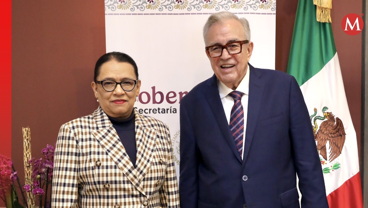 La secretaria de Gobernación y el gobernador de Sinaloa se reunieron hoy. | @rosaicela_