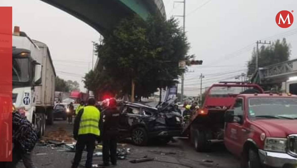 Camioneta cae de puente en Parque La Lomita; heridos atrapados son rescatados en Cuautitlán. Especial
