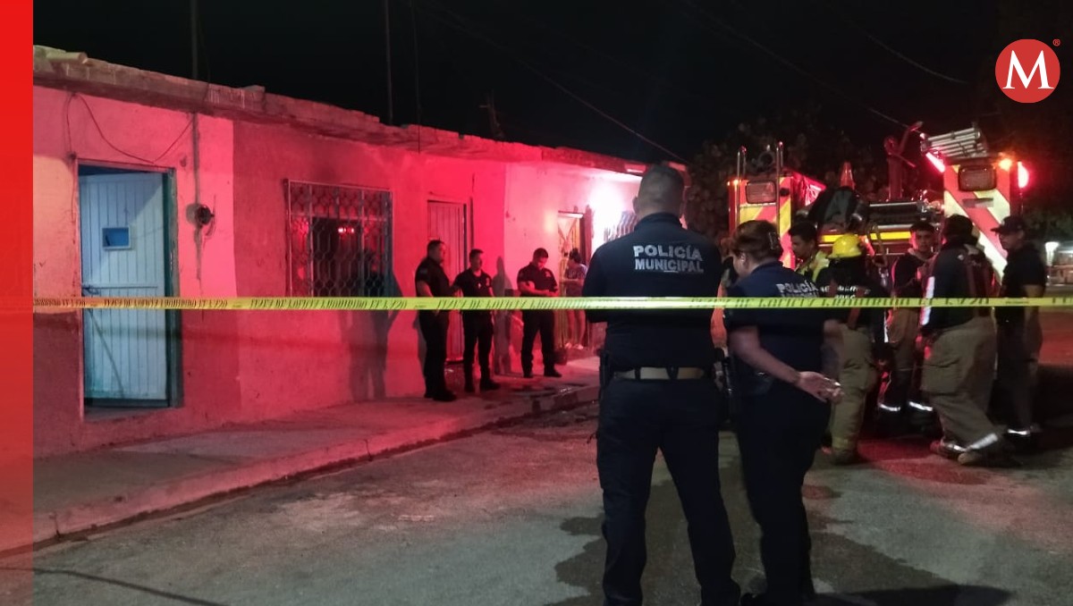 Socorristas y autoridades acudieron al domicilio del incendio (Especial)