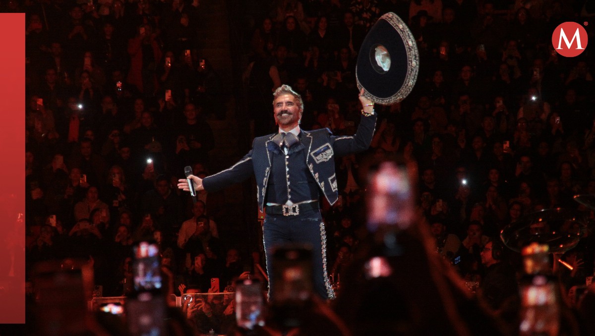 Alejandro Fernández en la Plaza de Toros México | Alonso Mendoza