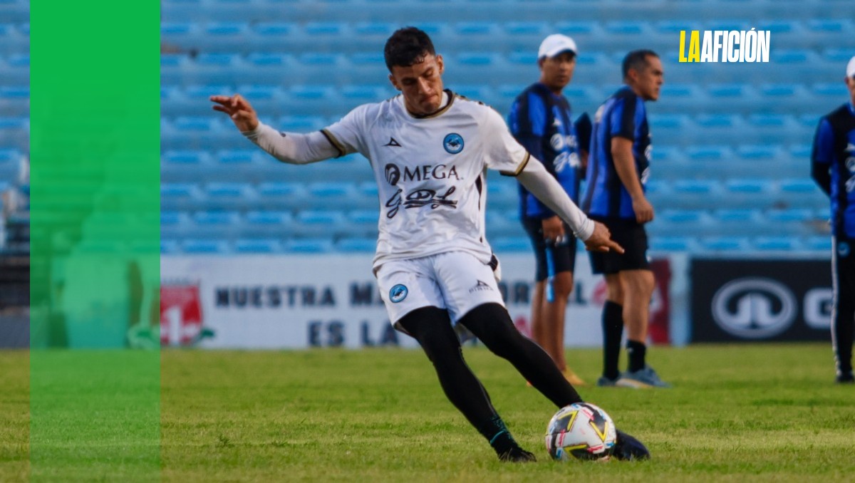 Renato Mendoza, jugador de la Jaiba Brava.