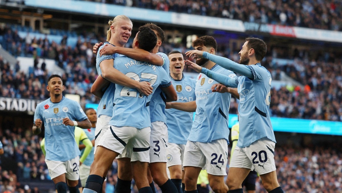 Victoria del City obliga al Liverpool a ganar para continuar de líder en Premier League (Reuters)