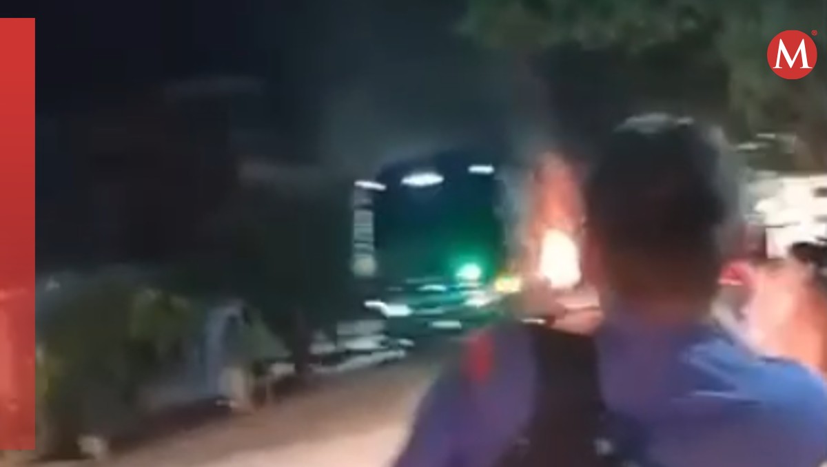 Las balatas del autobús se calentaron y esto provocó el incendio. | Especial