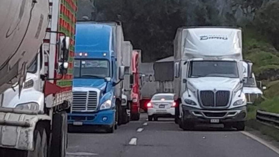 Colapsa autopista Veracruz-Puebla tras derrumbe; estará cerrada dos días