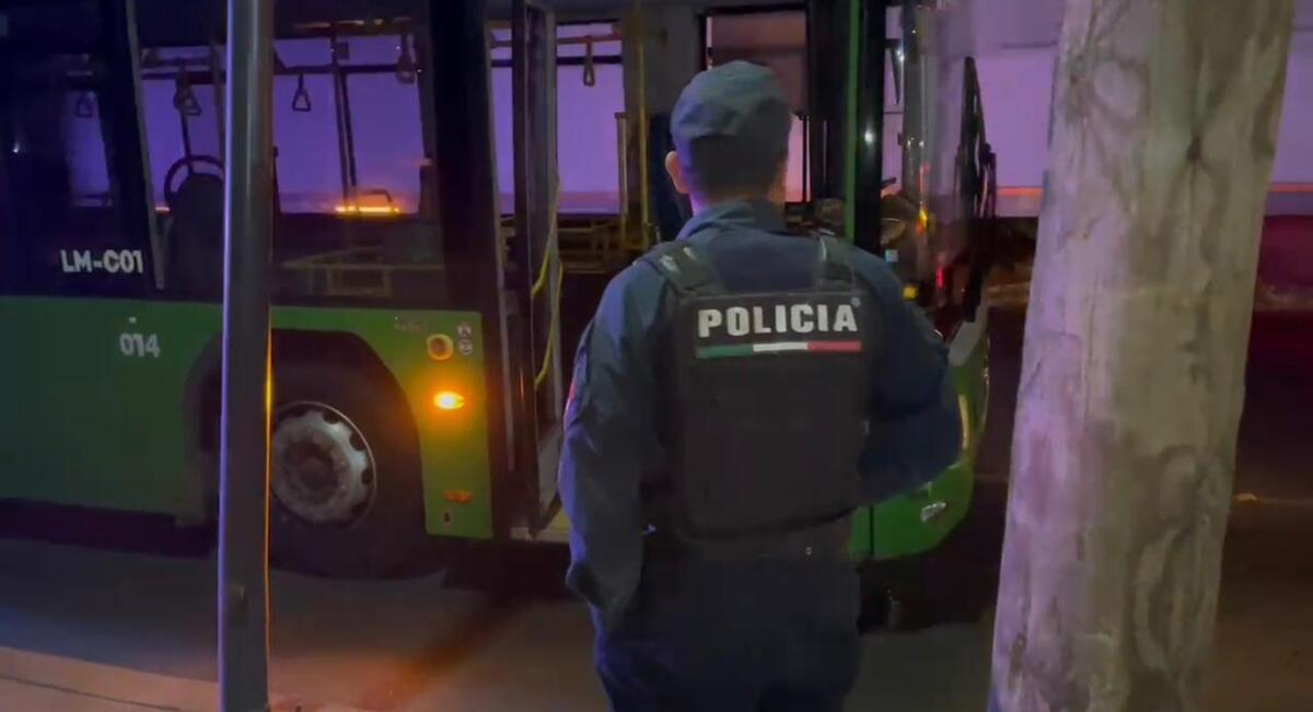 El atropellamiento ocurrió sobre la  carretera a Morelia. (Pablo Núñez)