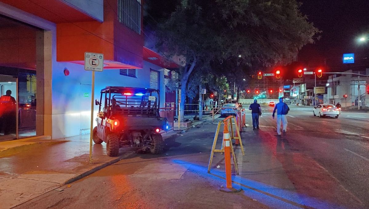 El hallazgo se dio en la acera oriente de la calle Colón y Reforma | Agustín Martínez