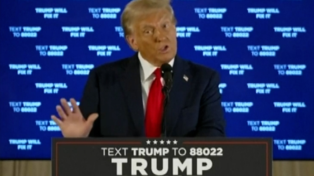 Trump afirma que Kamala dejará entrar a miles de "criminales y transgénero" por las fronteras