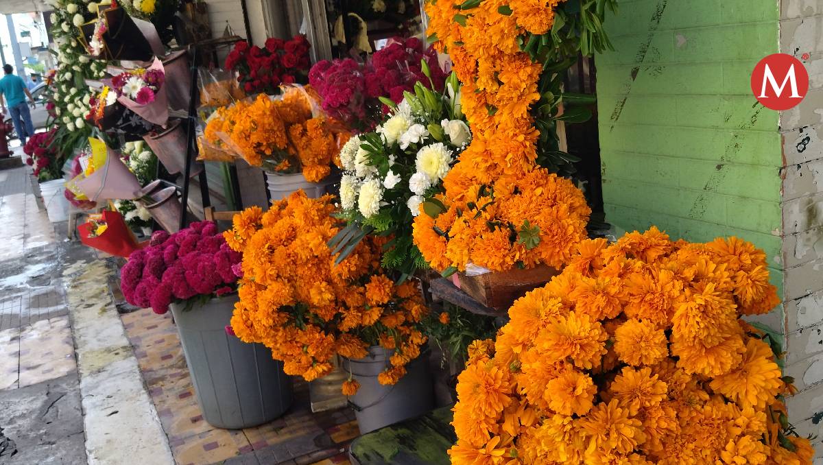 Venta de flor de cempasúchil en Tampico. (Yazmín Sánchez)
