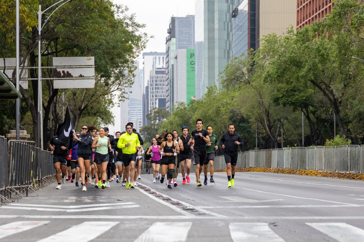 La carrera  se realizó en un circuito en dirección al Zócalo capitalino / Especial