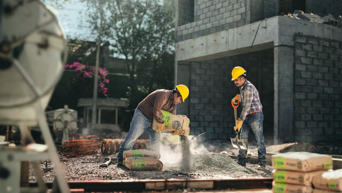 Cemex honra a quienes construyen México. Foto: Especial