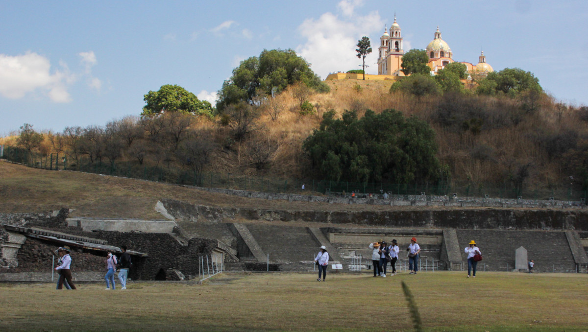 Zona Arqueológica de Cholula abrirá tumba prehispánica por Día de Muertos | Agencia Es Imagen