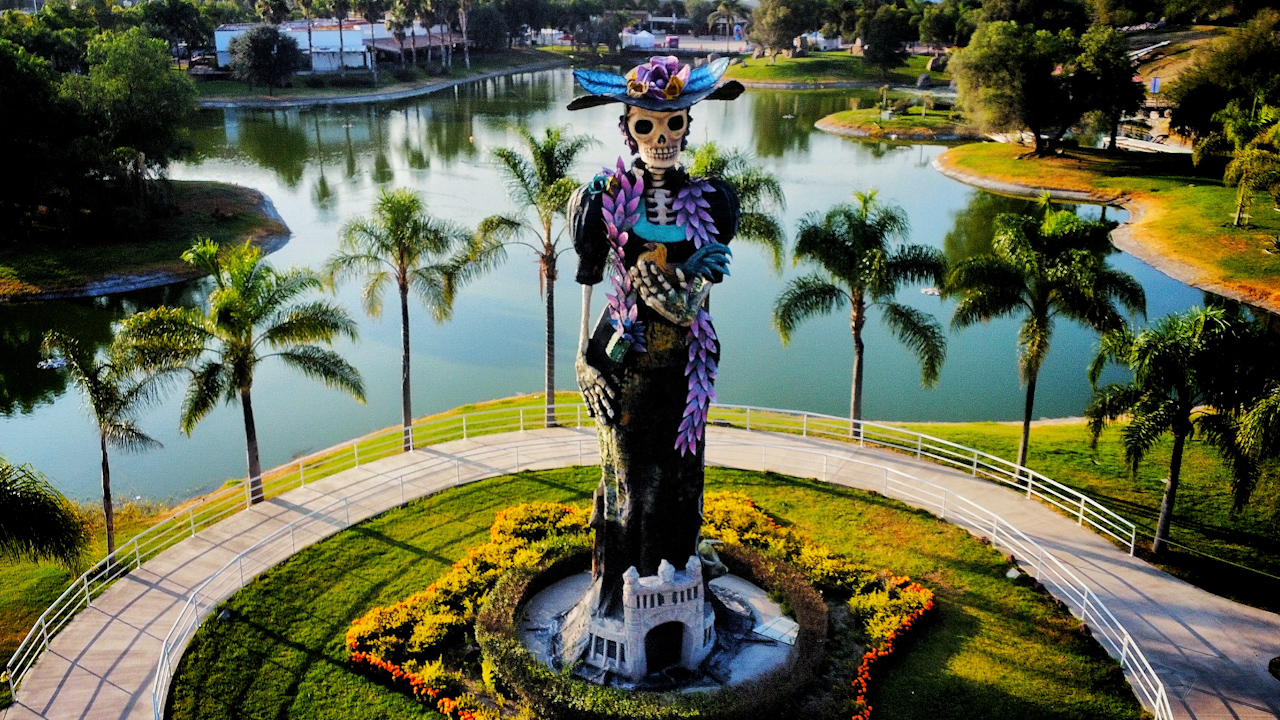 Celebran ' Festival Cultural de Calaveras' por Día de Muertos en Aguascalientes