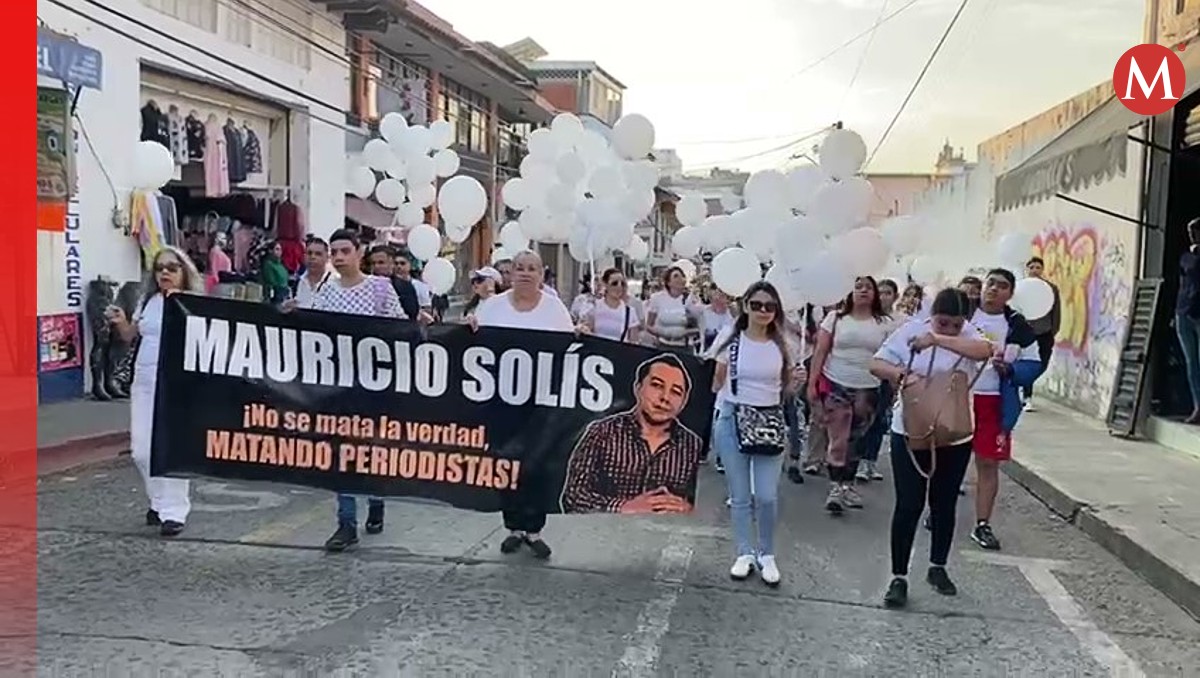 Familiares y amigos protestaron por el asesinato del periodista Mauricio Cruz en Uruapan, Michoacán. | Especial