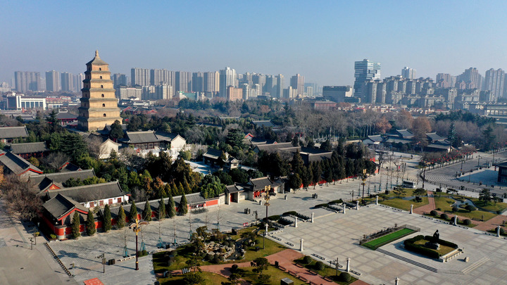 Imagen aérea del 1 de enero de 2022, muestra la vista de la ciudad de Xi'an, en la provincia de Shaanxi, noroeste de China. (Xinhua/Tao Ming)