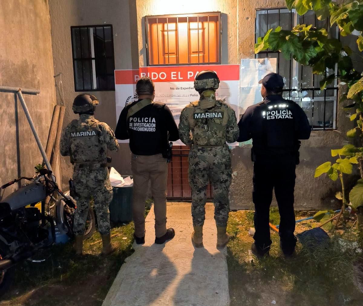 Fiscalía General de Quintana Roo detuvo a seis personas durante orden de cateo (foto: Fiscalía General del Estado de Quintana Roo)