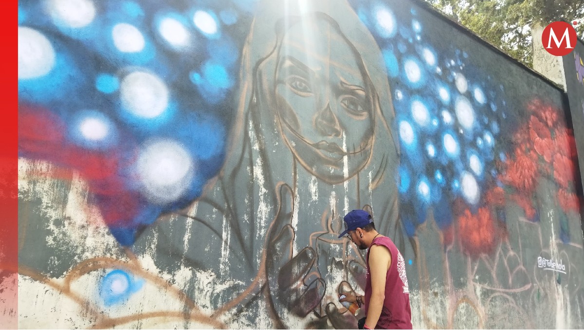 El mural en el panteón La Soledad representa una mezcla entre la vida y la muerte. Foto: (Alondra Ávila)