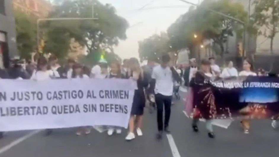 Familia LeBarón se manifiestan en Ciudad de México, tras cinco años de la masacre en Sonora