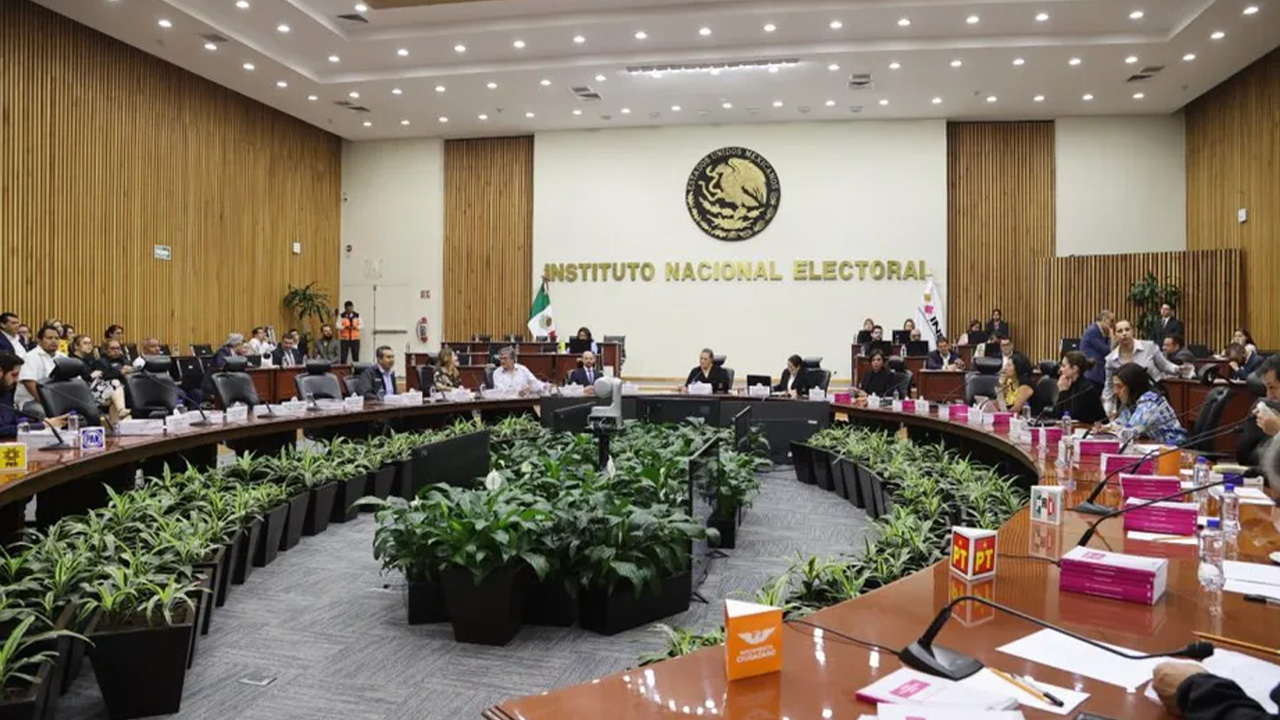 INE suspende sesión sobre presupuesto para la elección judicial a la espera de fallo de la SCJN