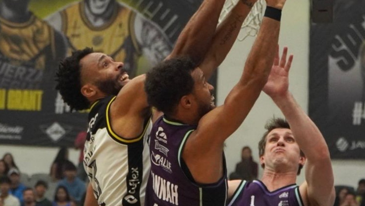 Fuerza Regia cae ante Halcones de Xalapa en primer juego de final de Zona de la LNBP (X @Fuerza_Regia)
