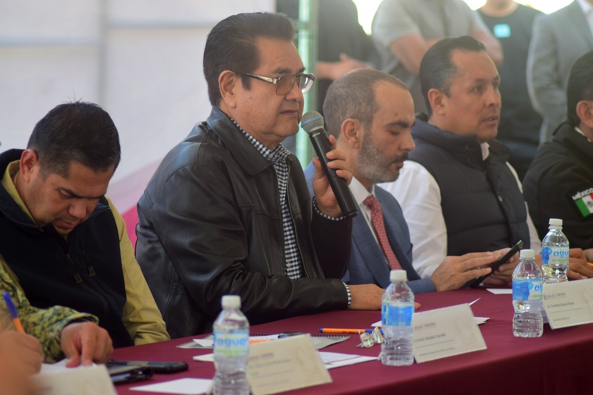 Guillermo Olivares señala que hay disposición del gabinete del ramo por atender todas las problemáticas. (Francisco Villeda)