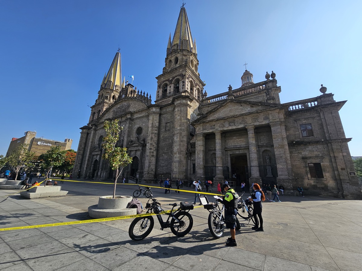 Los hombres fueron encontrados en el primer cuadro del centro tapatío. (Juan Carlos Munguía)