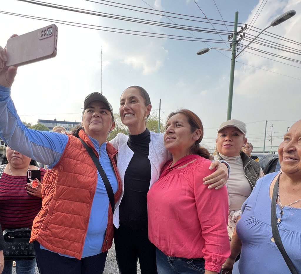 Sheinbaum fue bien recibida por mujeres de Iztapalapa | Foto: X