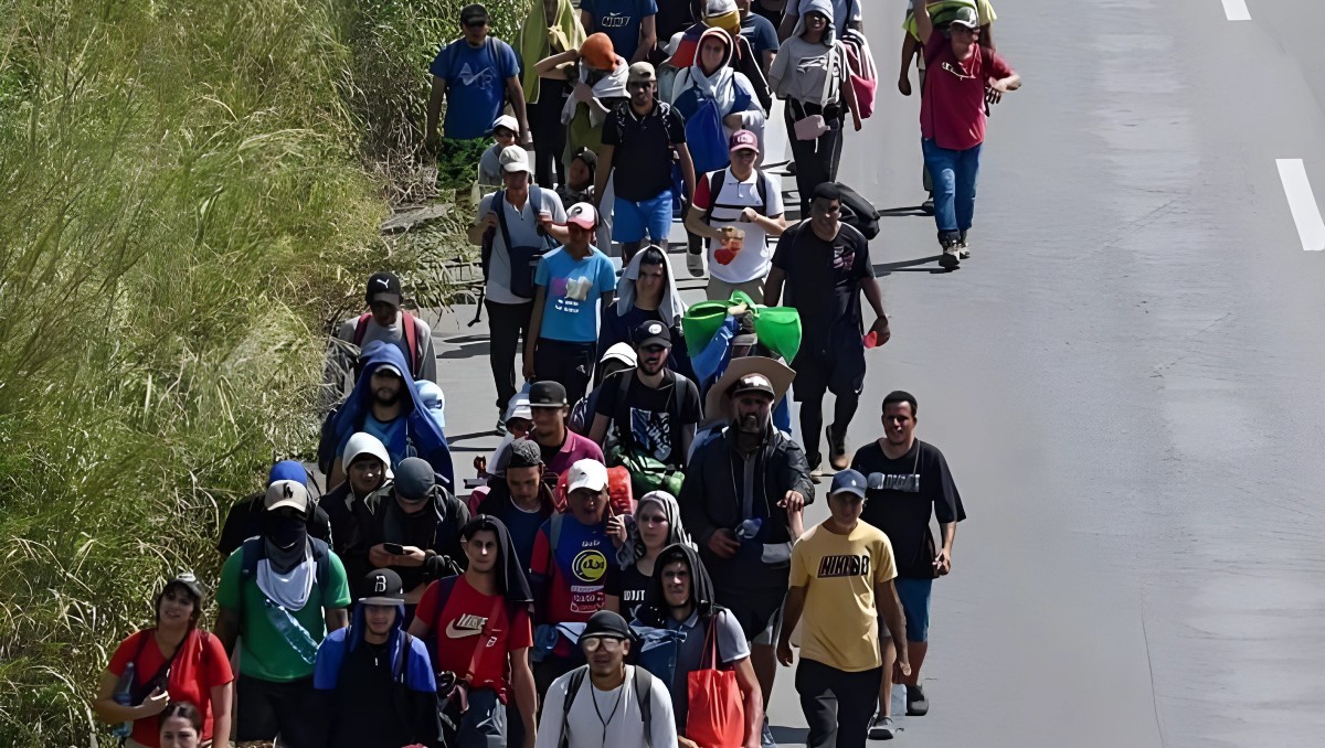 Autoridades en Veracruz monitorean el paso de caravanas migrantes debido al cambio de presidente en EU | Especial