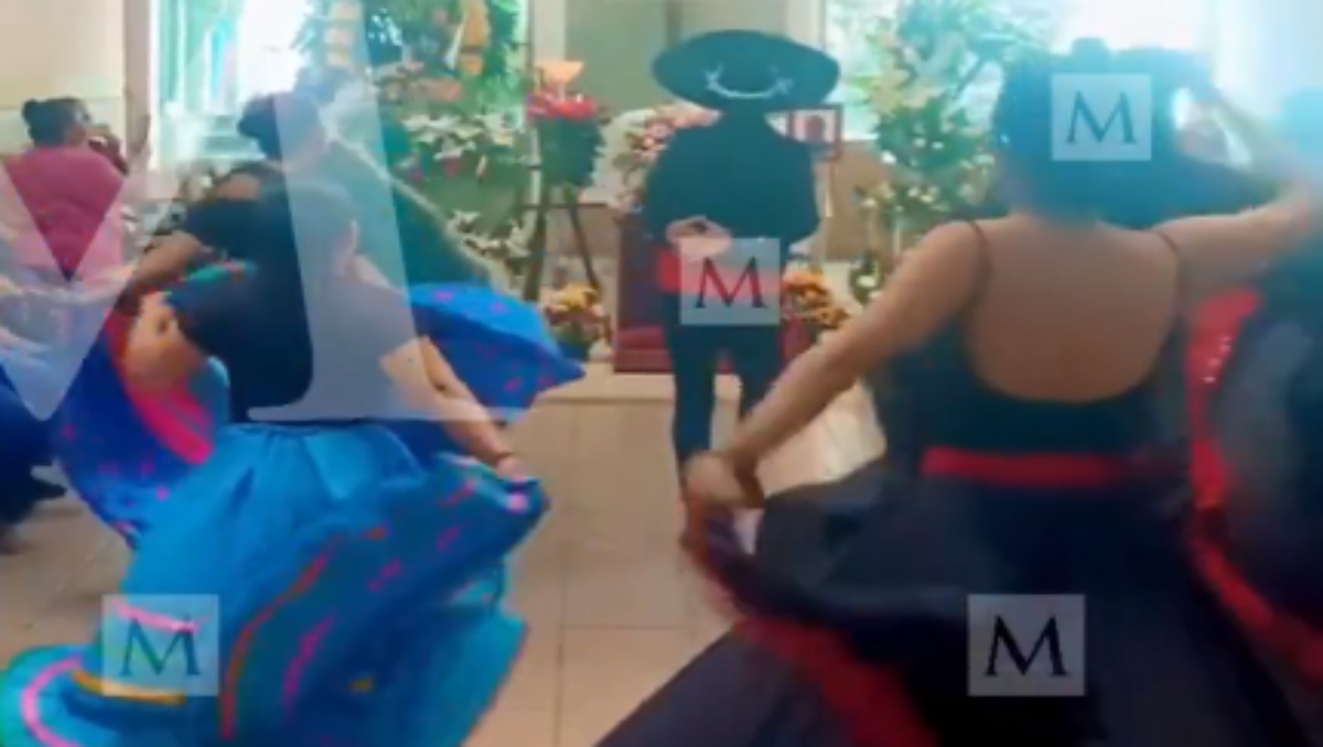 Ballet Folklórico despide a policía asesinada en hospital de Puebla | Especial