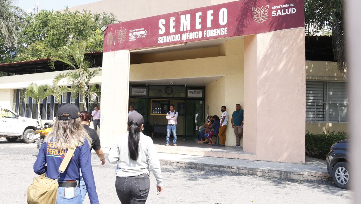 Familiares llegaron al Servicio Médico Forense. | Especial