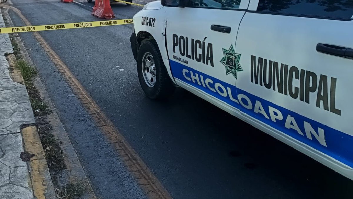 Testigos intentaron ayudar a la víctima pero murió minutos después del atropellamiento. Foto: (Especial)