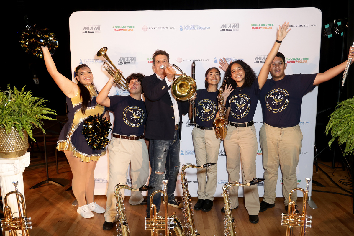 Carlos Vives participó en el programa Grammy Latino en las Escuelas / Especial
